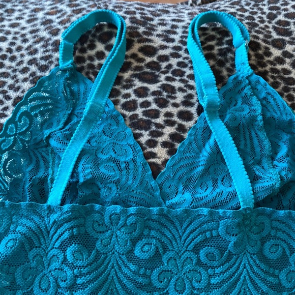 Vintage teal lace bralette - Picture 7 of 15